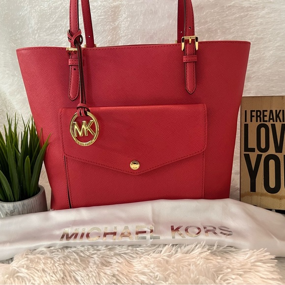 Michael Kors Jet Set Multi-Function Pocket Tote Handbag - LIKE NEW CONDITION!!! - Picture 2 of 16